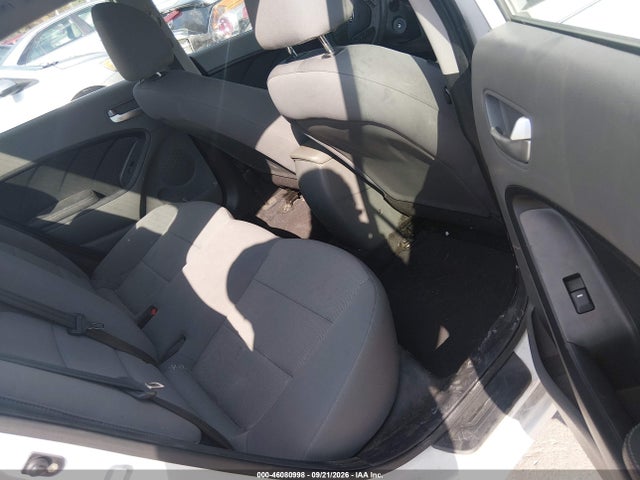 Продажа на аукционе авто 2017 Kia Forte Lx, vin: 3KPFK4A73HE138755, номер лота: 46080998