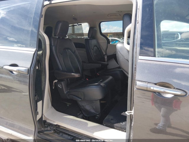 Продаж на аукціоні авто 2018 Chrysler Pacifica Touring L, vin: 2C4RC1BG2JR246151, номер лоту: 46081002