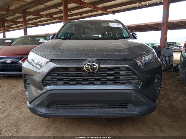 2021 Toyota Rav4 Xle მანქანა იყიდება აუქციონზე, vin: 2T3W1RFV8MC147202, აუქციონის ნომერი: 46081025
