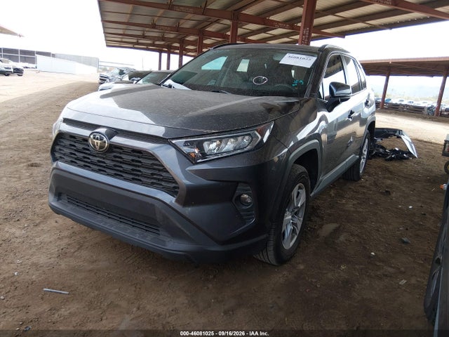2021 Toyota Rav4 Xle მანქანა იყიდება აუქციონზე, vin: 2T3W1RFV8MC147202, აუქციონის ნომერი: 46081025