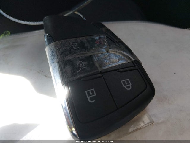 46081060 :رقم المزاد ، 1GNSKPKD5NR335745 vin ، 2022 Chevrolet Tahoe 4wd Z71 مزاد بيع