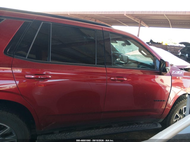 46081060 :رقم المزاد ، 1GNSKPKD5NR335745 vin ، 2022 Chevrolet Tahoe 4wd Z71 مزاد بيع