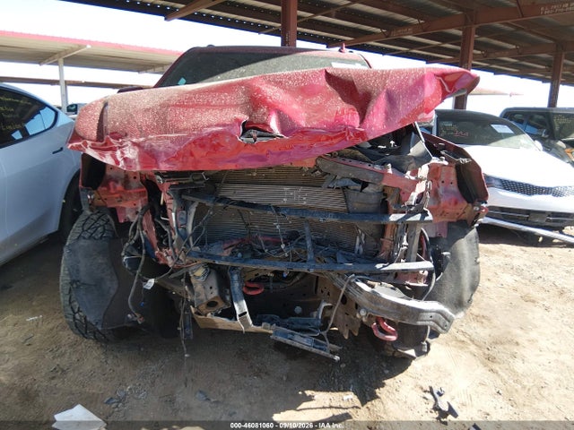 46081060 :رقم المزاد ، 1GNSKPKD5NR335745 vin ، 2022 Chevrolet Tahoe 4wd Z71 مزاد بيع