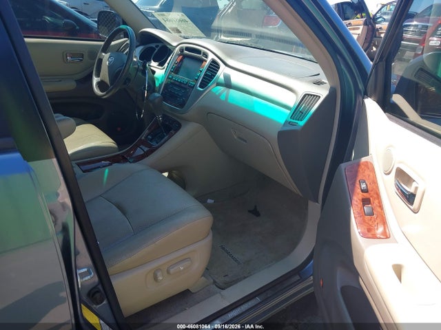 2005 Toyota Highlander Limited V6 მანქანა იყიდება აუქციონზე, vin: JTEEP21A050109310, აუქციონის ნომერი: 46081064