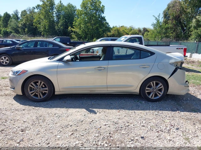 2017 Hyundai Elantra Se მანქანა იყიდება აუქციონზე, vin: KMHD84LF2HU245352, აუქციონის ნომერი: 46081083