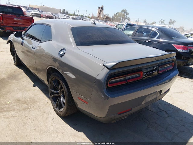 Продажа на аукционе авто 2018 Dodge Challenger Sxt Plus, vin: 2C3CDZAG8JH215046, номер лота: 46081085