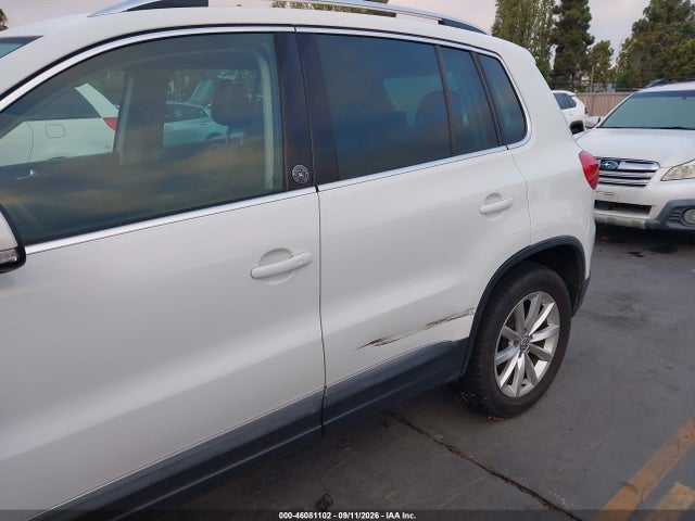 2017 Volkswagen Tiguan Wolfsburg მანქანა იყიდება აუქციონზე, vin: WVGRV7AX9HW503656, აუქციონის ნომერი: 46081102