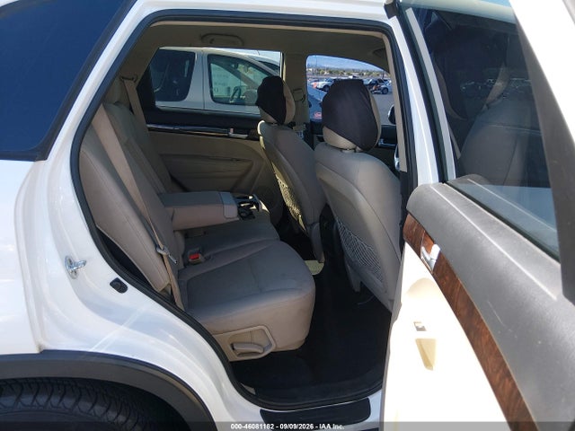 KIA SORENTO LX 2015 5XYKT3A69FG626976 Image 8