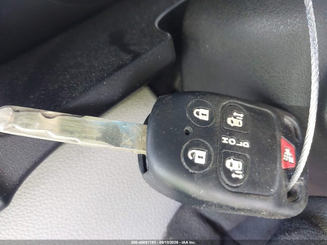 46081193 :رقم المزاد ، 5FNRL5H47CB038821 vin ، 2012 Honda Odyssey Ex مزاد بيع