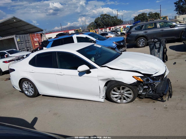 Toyota CAMRY LE 2023 4T1C11AK6PU819321 Image 16