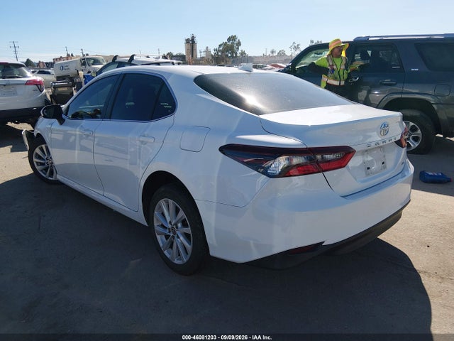 Toyota CAMRY LE 2023 4T1C11AK6PU819321 Image 3