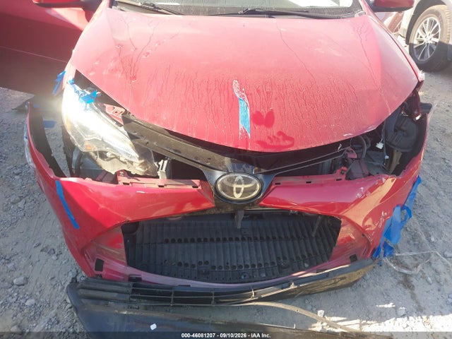 46081207 :رقم المزاد ، 5YFBURHE0JP825836 vin ، 2018 Toyota Corolla Le مزاد بيع