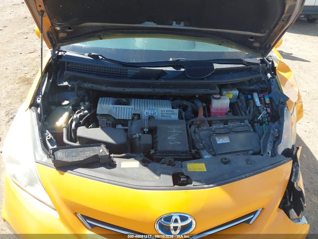 Продажа на аукционе авто 2014 Toyota Prius V Three, vin: JTDZN3EU7EJ012279, номер лота: 46081217
