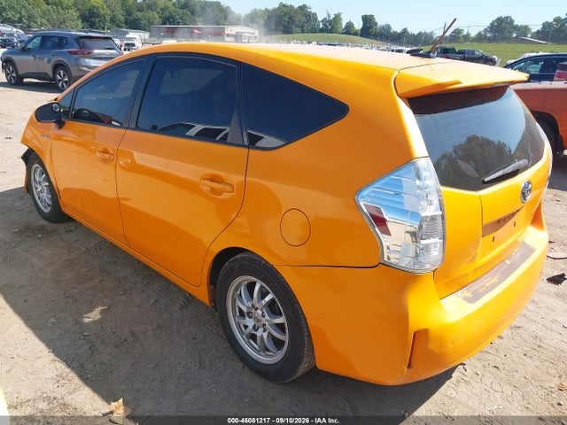 Продажа на аукционе авто 2014 Toyota Prius V Three, vin: JTDZN3EU7EJ012279, номер лота: 46081217