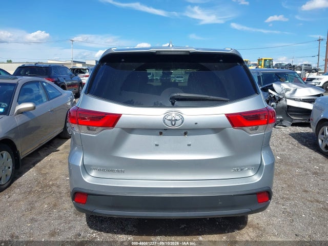 46081227 :رقم المزاد ، 5TDJZRFH9KS579081 vin ، 2019 Toyota Highlander Xle مزاد بيع
