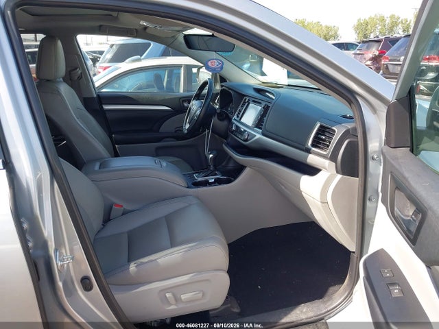 46081227 :رقم المزاد ، 5TDJZRFH9KS579081 vin ، 2019 Toyota Highlander Xle مزاد بيع