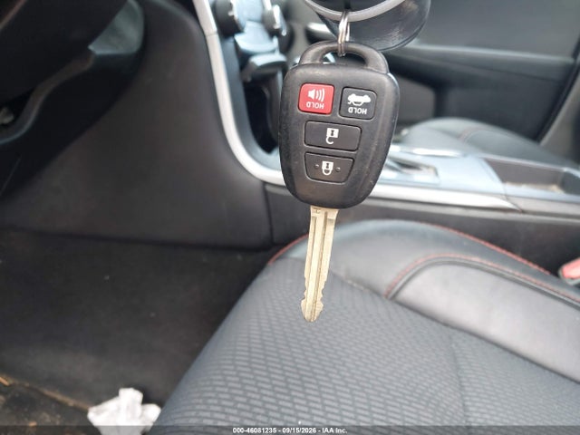 46081235 :رقم المزاد ، 4T1BF1FKXHU788176 vin ، 2017 Toyota Camry Se مزاد بيع
