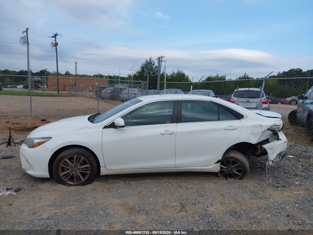 46081235 :رقم المزاد ، 4T1BF1FKXHU788176 vin ، 2017 Toyota Camry Se مزاد بيع