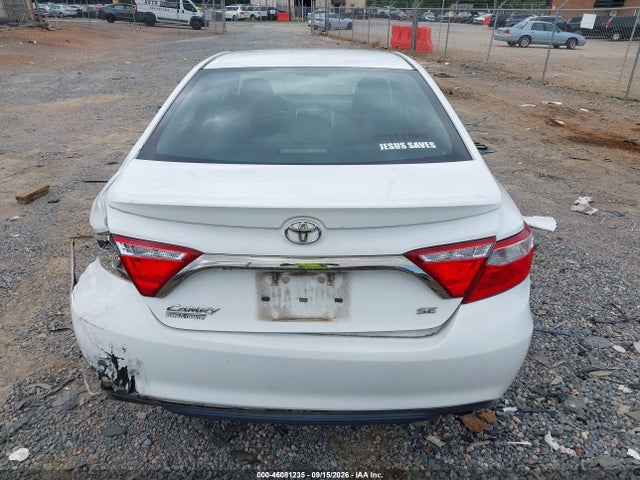 46081235 :رقم المزاد ، 4T1BF1FKXHU788176 vin ، 2017 Toyota Camry Se مزاد بيع