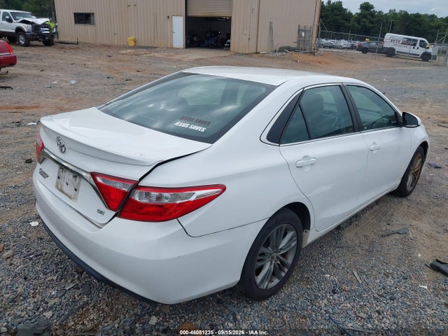 46081235 :رقم المزاد ، 4T1BF1FKXHU788176 vin ، 2017 Toyota Camry Se مزاد بيع