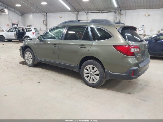 Продажа на аукционе авто 2018 Subaru Outback 2.5i Premium, vin: 4S4BSAFC1J3290691, номер лота: 46081264