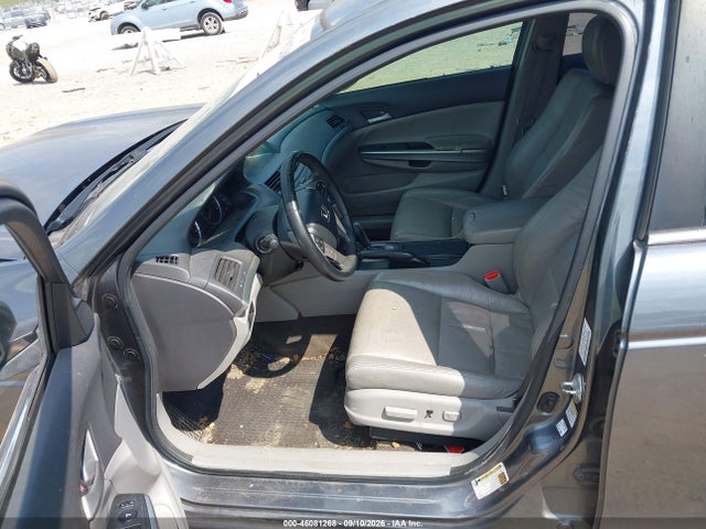 46081268 :رقم المزاد ، 1HGCP2F81AA019350 vin ، 2010 Honda Accord 2.4 Ex-l مزاد بيع