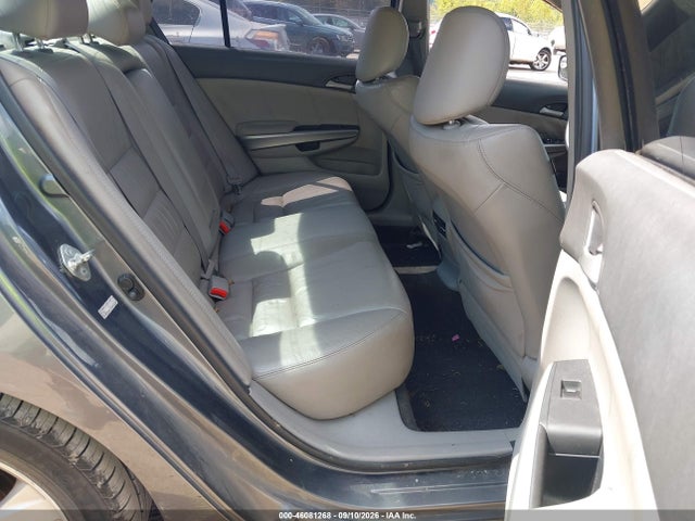 46081268 :رقم المزاد ، 1HGCP2F81AA019350 vin ، 2010 Honda Accord 2.4 Ex-l مزاد بيع