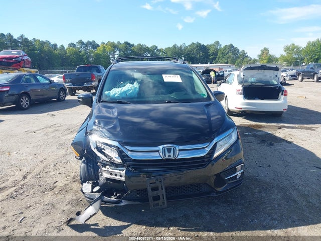Honda Odyssey Touring 2018 5FNRL6H83JB066363 Image 12