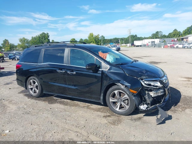 Honda Odyssey Touring 2018 5FNRL6H83JB066363 Image 13