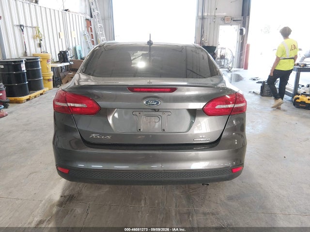 46081273 :رقم المزاد ، 1FADP3F22GL386166 vin ، 2016 Ford Focus Se مزاد بيع
