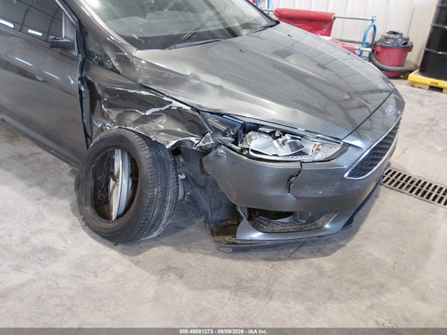 46081273 :رقم المزاد ، 1FADP3F22GL386166 vin ، 2016 Ford Focus Se مزاد بيع