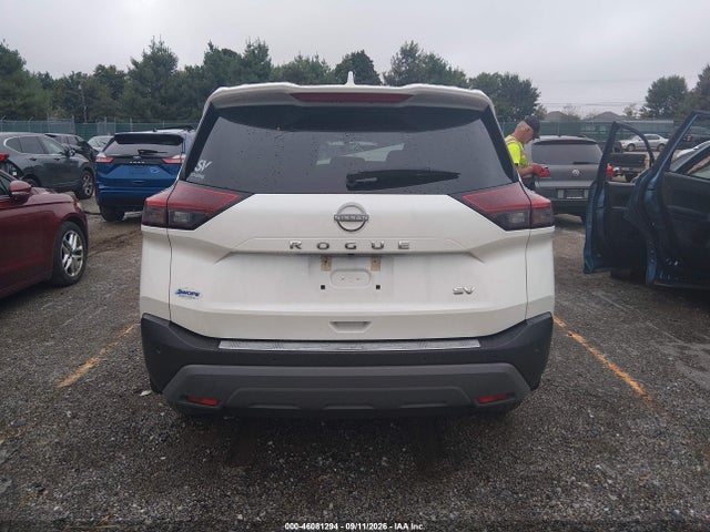 46081294 :رقم المزاد ، 5N1BT3BA8PC885253 vin ، 2023 Nissan Rogue Sv Fwd مزاد بيع