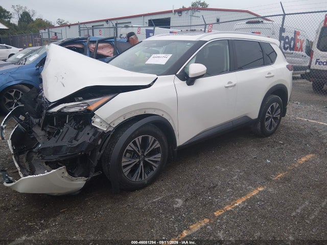 46081294 :رقم المزاد ، 5N1BT3BA8PC885253 vin ، 2023 Nissan Rogue Sv Fwd مزاد بيع