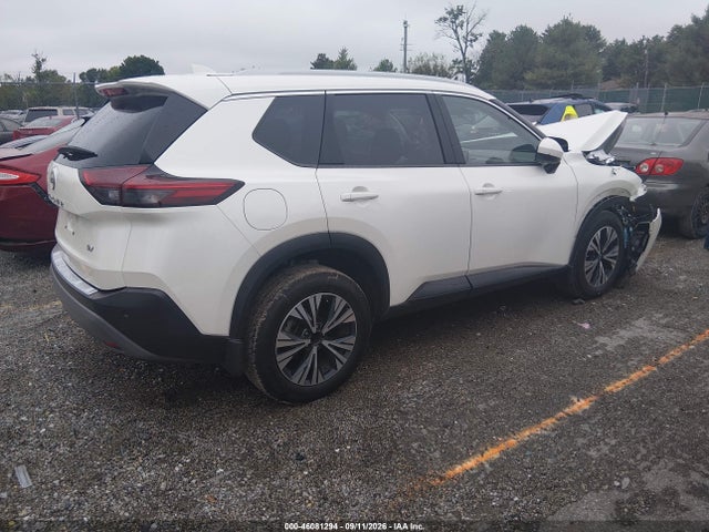 46081294 :رقم المزاد ، 5N1BT3BA8PC885253 vin ، 2023 Nissan Rogue Sv Fwd مزاد بيع