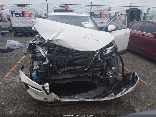 46081294 :رقم المزاد ، 5N1BT3BA8PC885253 vin ، 2023 Nissan Rogue Sv Fwd مزاد بيع