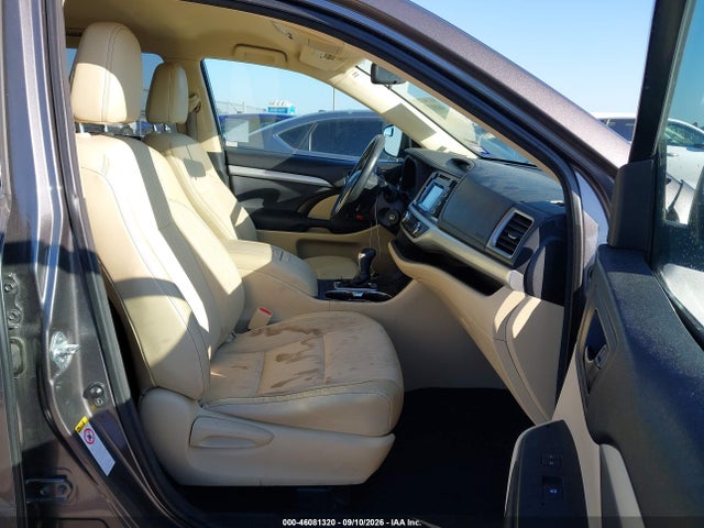 Продаж на аукціоні авто 2015 Toyota Highlander Le Plus V6, vin: 5TDZKRFH1FS079767, номер лоту: 46081320