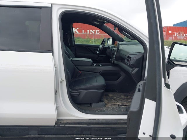 46081321 :رقم المزاد ، 1GC10VEL8RU203857 vin ، 2024 Chevrolet Silverado Ev Work Truck مزاد بيع
