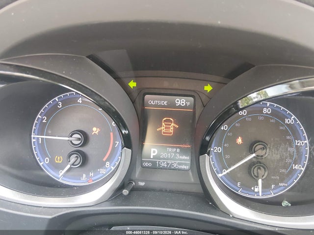 2015 Toyota Corolla S Plus მანქანა იყიდება აუქციონზე, vin: 5YFBURHE3FP252406, აუქციონის ნომერი: 46081328