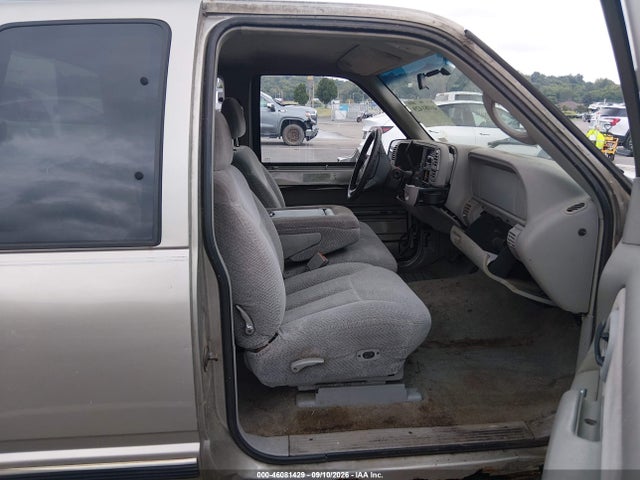 Aukcja sprzedaży 1998 Chevrolet C1500 Fleetside, vin: 1GCEC19R6WE150467, numer aukcji: 46081429