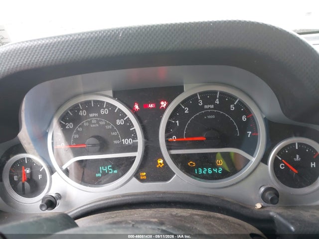 46081438 :رقم المزاد ، 1J4AA2D16AL210452 vin ، 2010 Jeep Wrangler Sport مزاد بيع