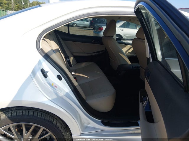 Aukcja sprzedaży 2017 Lexus Is 200t, vin: JTHBA1D23H5043879, numer aukcji: 46081449