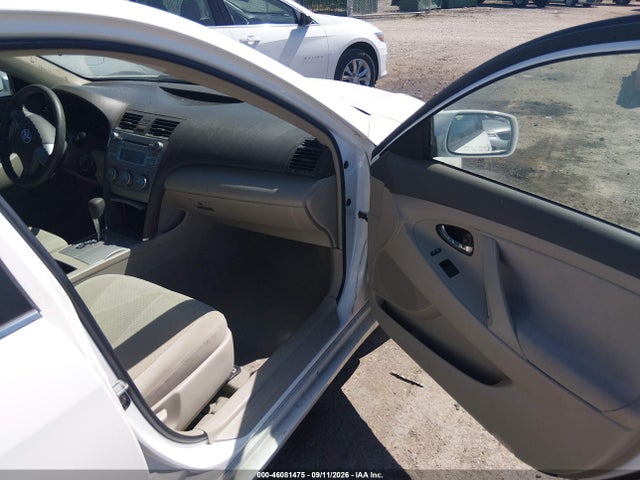 46081475 :رقم المزاد ، 4T4BE46K18R022041 vin ، 2008 Toyota Camry Le مزاد بيع
