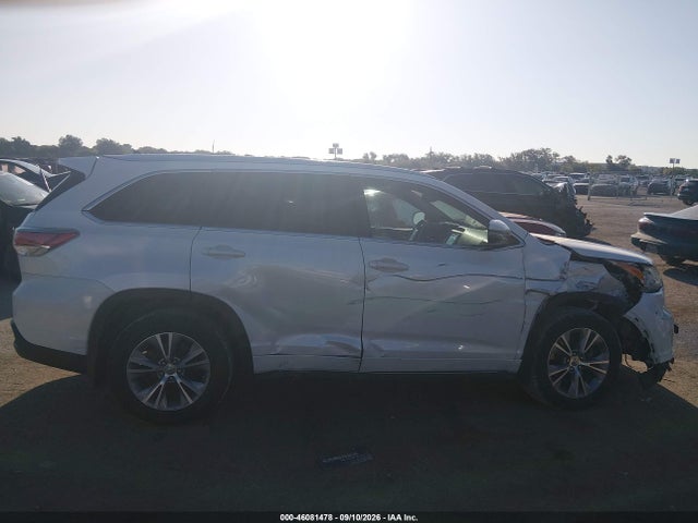 2015 Toyota Highlander Xle V6 მანქანა იყიდება აუქციონზე, vin: 5TDJKRFH9FS073437, აუქციონის ნომერი: 46081478