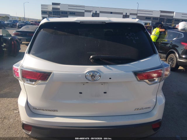 2015 Toyota Highlander Xle V6 მანქანა იყიდება აუქციონზე, vin: 5TDJKRFH9FS073437, აუქციონის ნომერი: 46081478