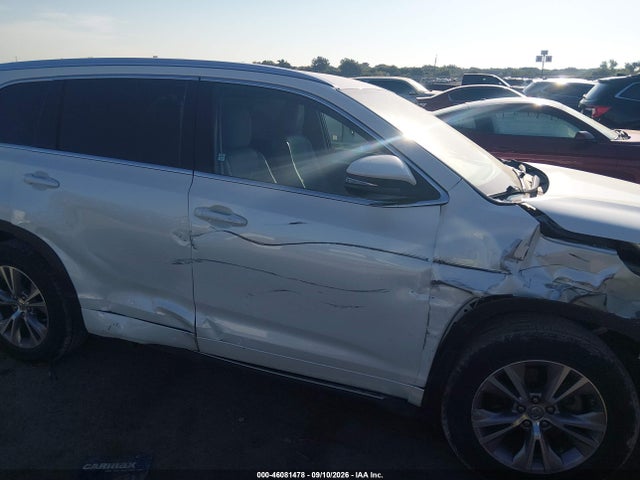 2015 Toyota Highlander Xle V6 მანქანა იყიდება აუქციონზე, vin: 5TDJKRFH9FS073437, აუქციონის ნომერი: 46081478