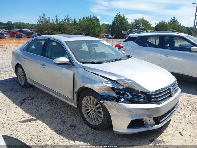 2017 Volkswagen Passat 1.8t Se მანქანა იყიდება აუქციონზე, vin: 1VWBT7A30HC023643, აუქციონის ნომერი: 46081493