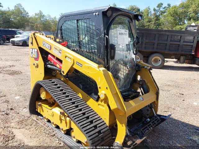 Auction sale of the 2025 Cat 239d3, vin: RWK02538, lot number: 46081513