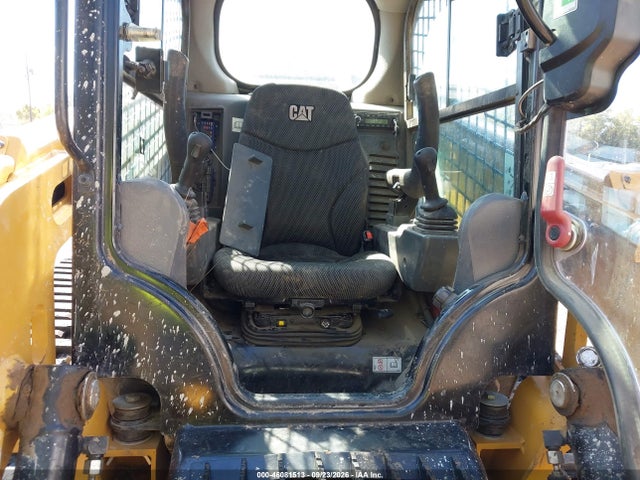Auction sale of the 2025 Cat 239d3, vin: RWK02538, lot number: 46081513