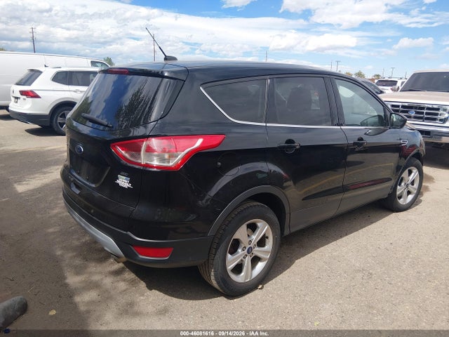 46081616 :رقم المزاد ، 1FMCU9GX0GUB92835 vin ، 2016 Ford Escape Se مزاد بيع