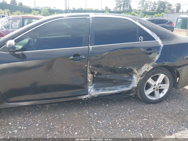 2012 Toyota Camry Se მანქანა იყიდება აუქციონზე, vin: 4T1BF1FK2CU082070, აუქციონის ნომერი: 46081619